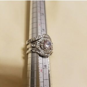 NWOT white sapphire ring💍.925 and rhodium plated